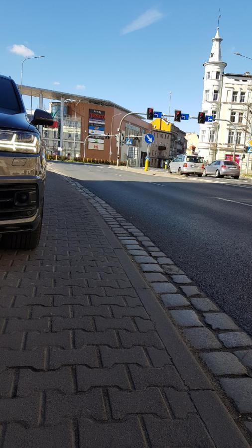 Avalon Apart 1 Legnica Esterno foto